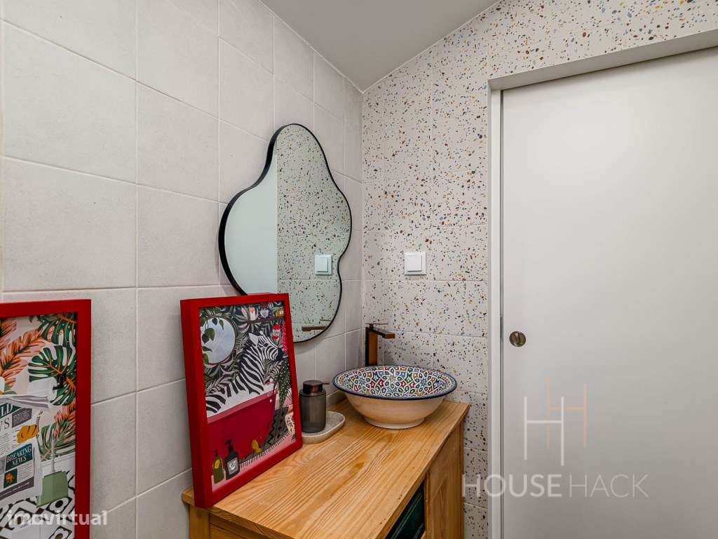 T2+2 Duplex Renovado com parqueamento e arrecadação-29
