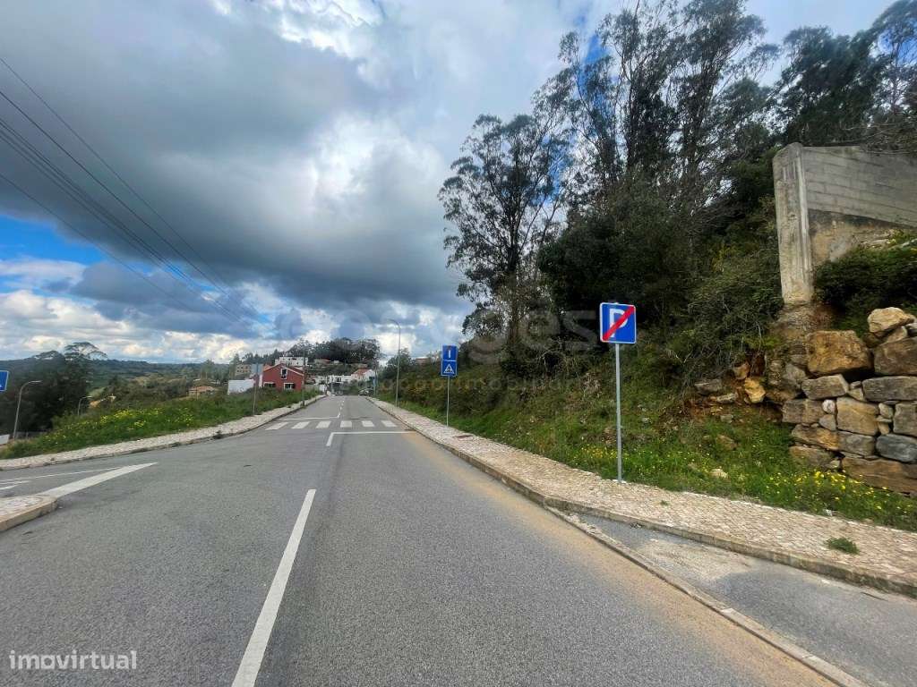 Terreno Urbano de 986 m² em Almargem do Bispo para Construção de Mo... - Grande imagem: 3/13