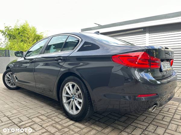 BMW Seria 5 530e Luxury Line sport - 3