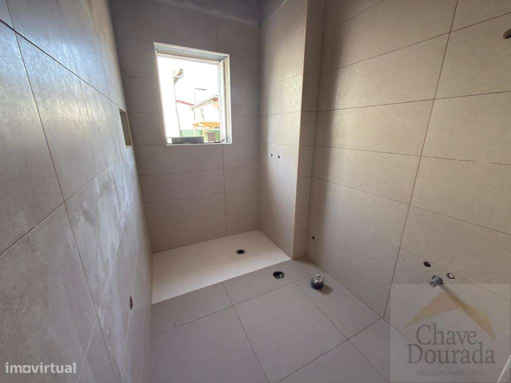 Apartamento T3 com logradouro e garagem - Mealhada-7