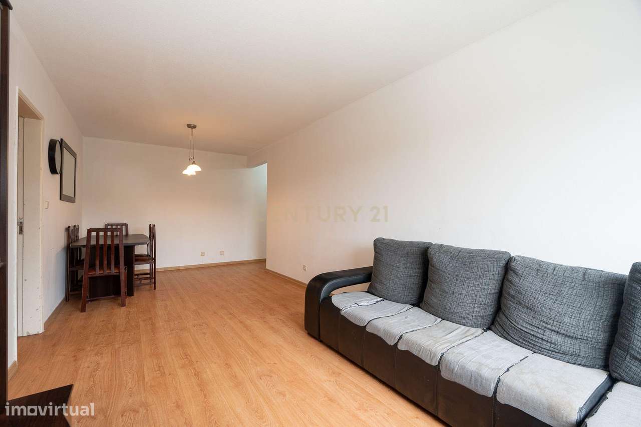 Apartamento de tipologia T3, com arrecadação, localizado nas torres da - Grande imagem: 5/22