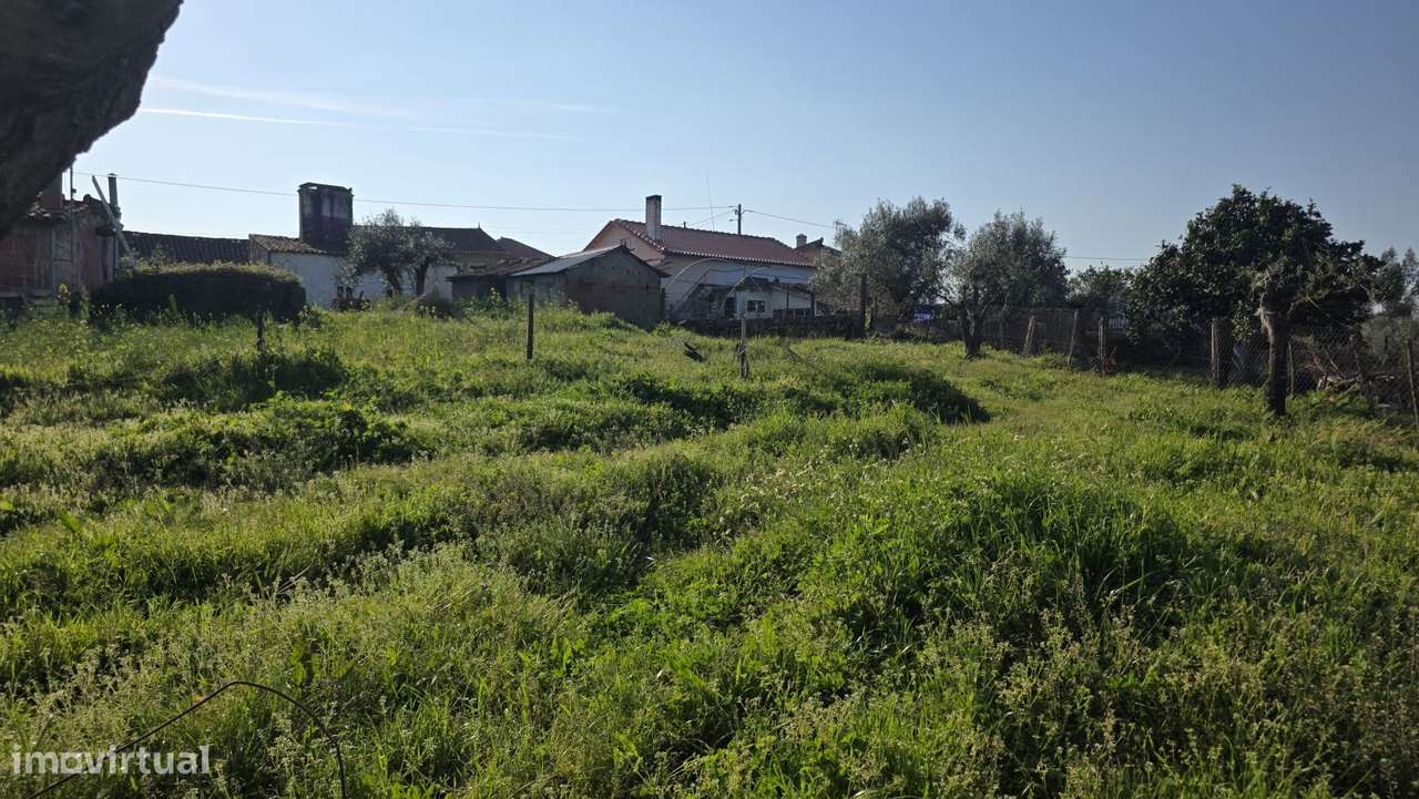 Moradia para restaurar, com terreno, perto de Ferreira do Zêzere-57