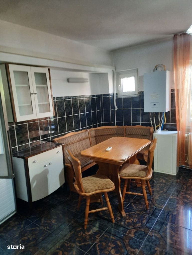 Apartament 3 camere decomandat, zona Dorobanti, et. 1, sup. utila 90mp