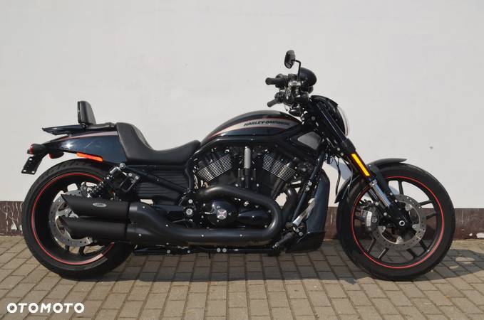 Harley-Davidson V-Rod Night Rod - 3