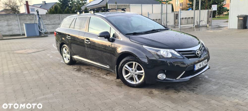 Toyota Avensis 2.0 D-4D Premium - 3