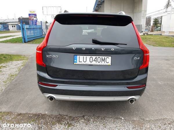 Volvo XC 90 - 6