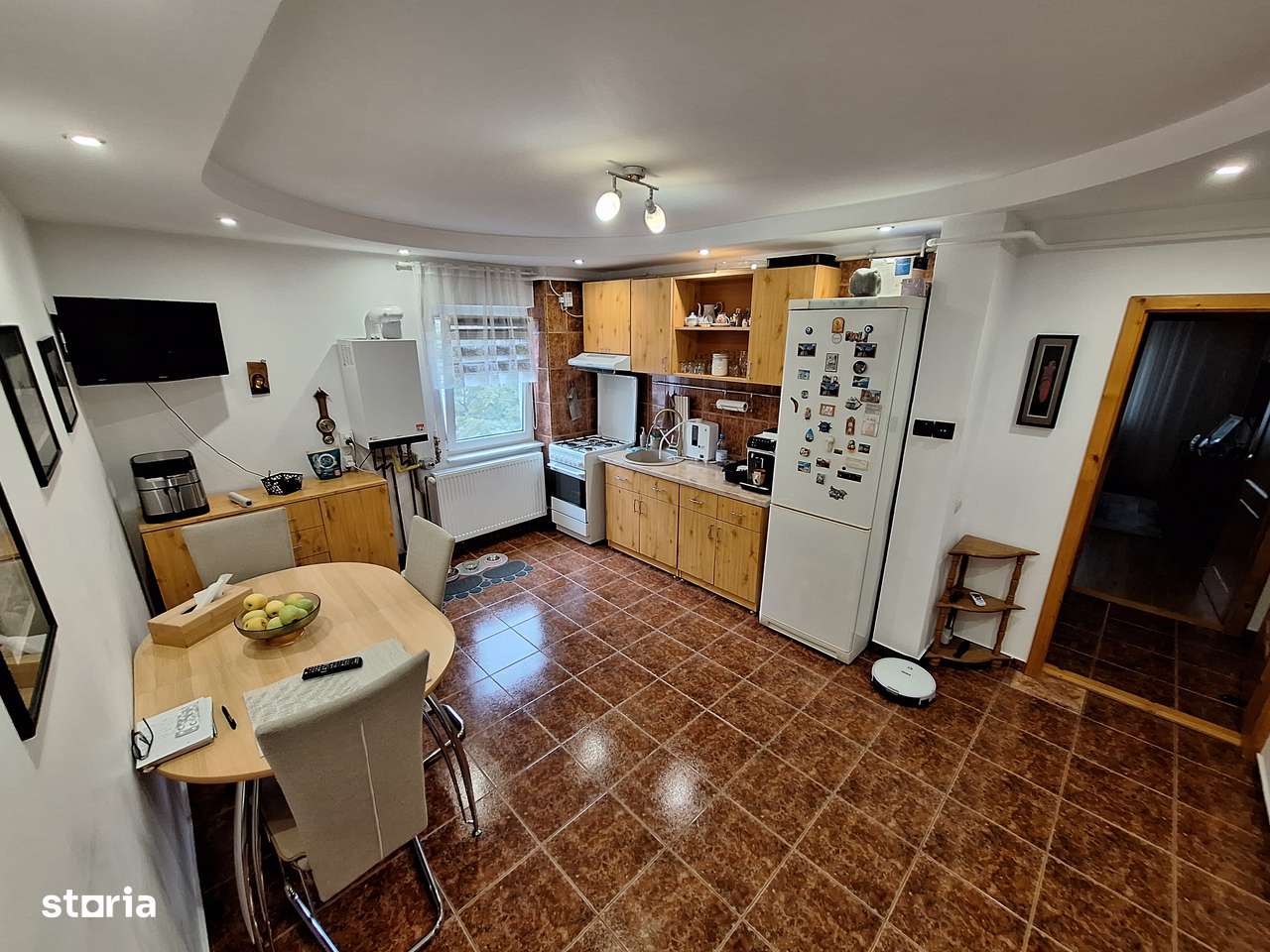 3 camere et 2 din 4 cu centrala termica - Imagine principală: 4/9