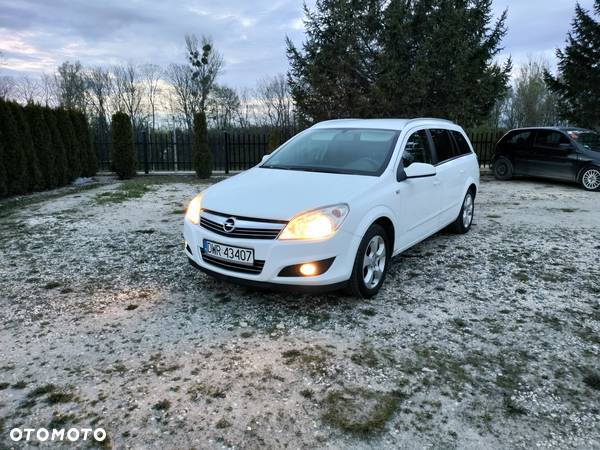 Opel Astra III 1.7 CDTI Cosmo - 1