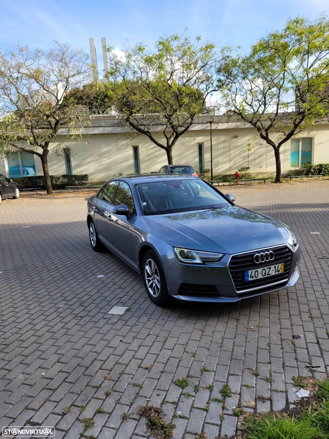 Audi A4 2.0 TDI Business Line - 4