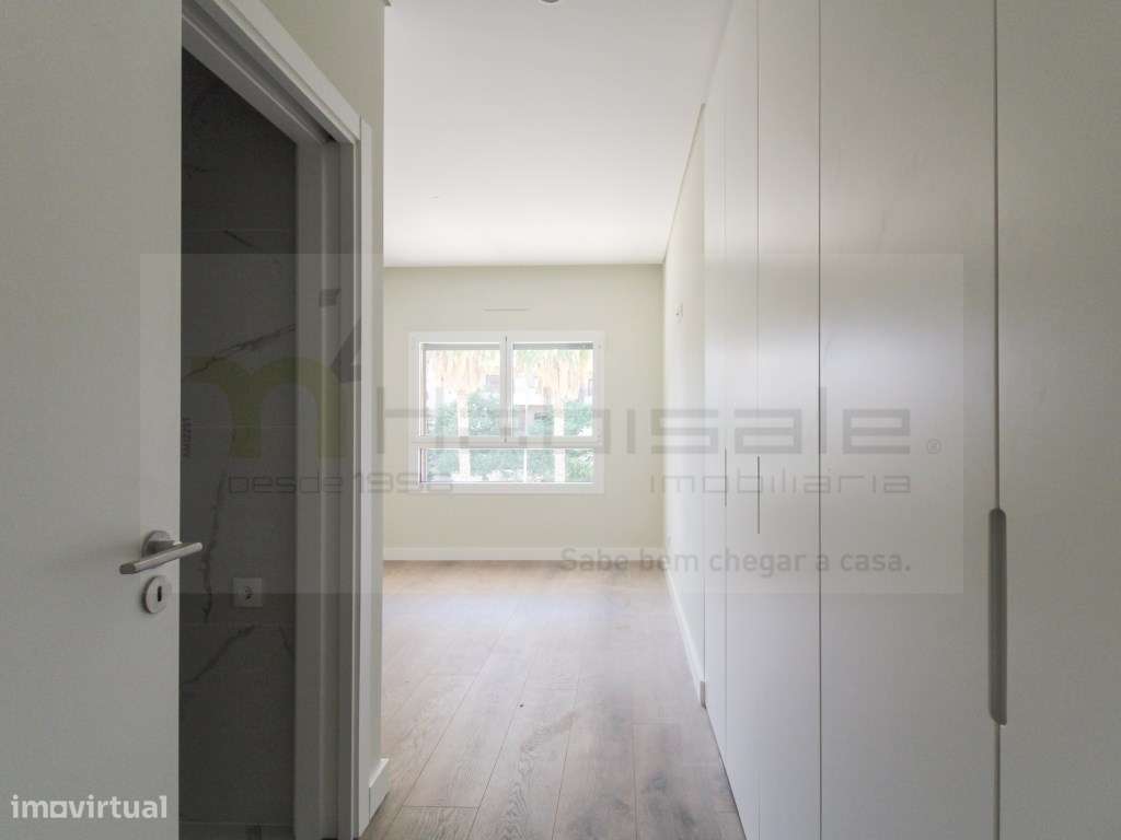 T3 + 1 com terraço, nas Colinas do Cruzeiro!-20