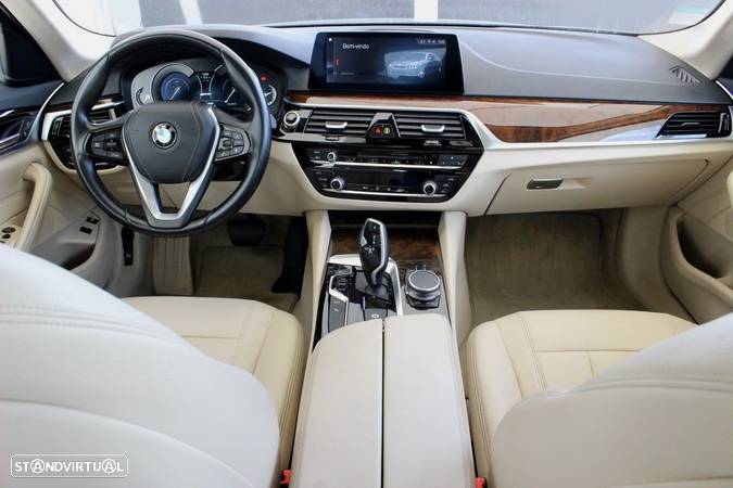 BMW 530 e iPerformance - 13