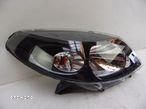 DACIA SANDERO STEPWAY II LAMPA PRAWA PRZÓD 260104793 - 2