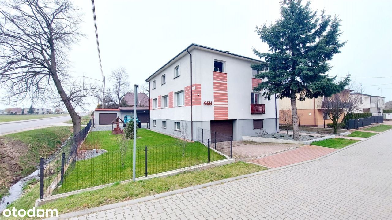 Dom, 245 m², Siedlików