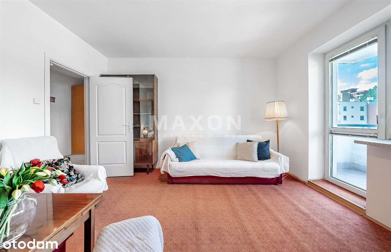 Przestronna kawalerka z oddzielną kuchnią; metro - Pełny obrazek: 4/20