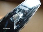 halogen prawy SKODA SUPERB III lift 3v0 - 3