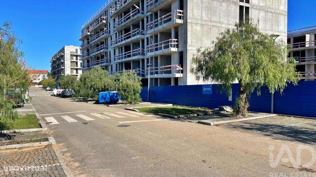 Apartamento T2 em Oliveira do Douro de 81,00 m2 - Grande imagem: 2/21