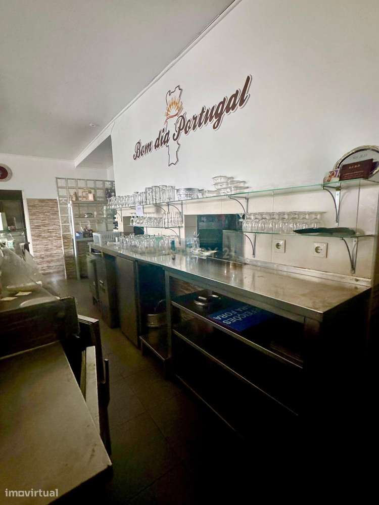 Restaurante Churrasqueira p/Trespasse - metro da Reboleira, Amadora-9