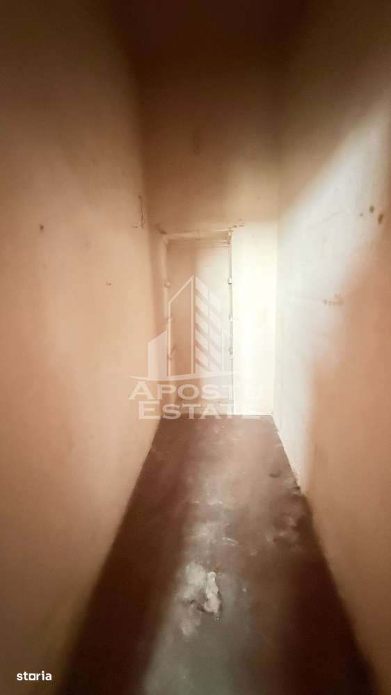 Apartament 3 camere, in Piata Maria, cladire in curs de reabilitare - Imagine principală: 4/9