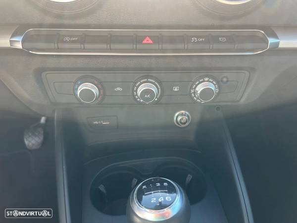 Audi A3 Sportback 30 TDI Sport - 24