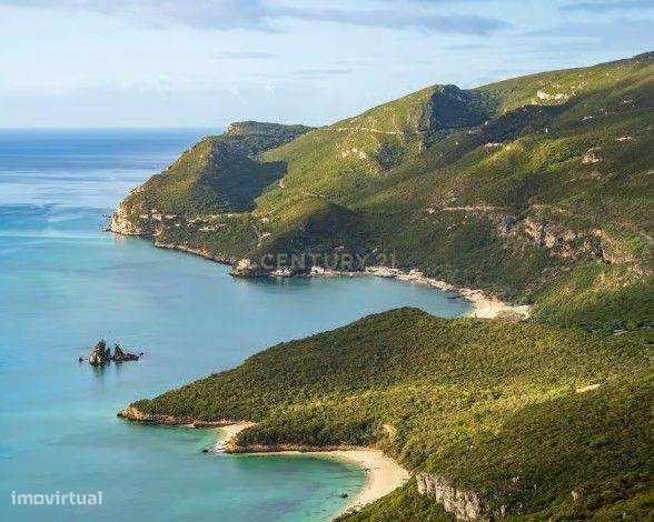 Moradia T4 Independente com garagem e jardim e Sótão em Setúbal-53