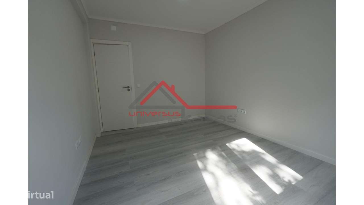 Apartamento T2 Remodelado em Setúbal-8