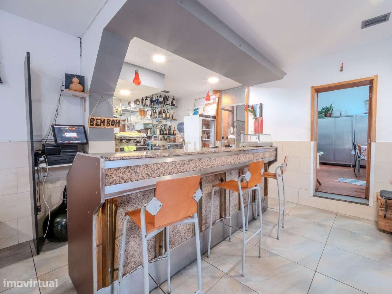 Trespasse Café/Snack Bar Totalmente Equipado em Leça da Palmeira, Mato-6