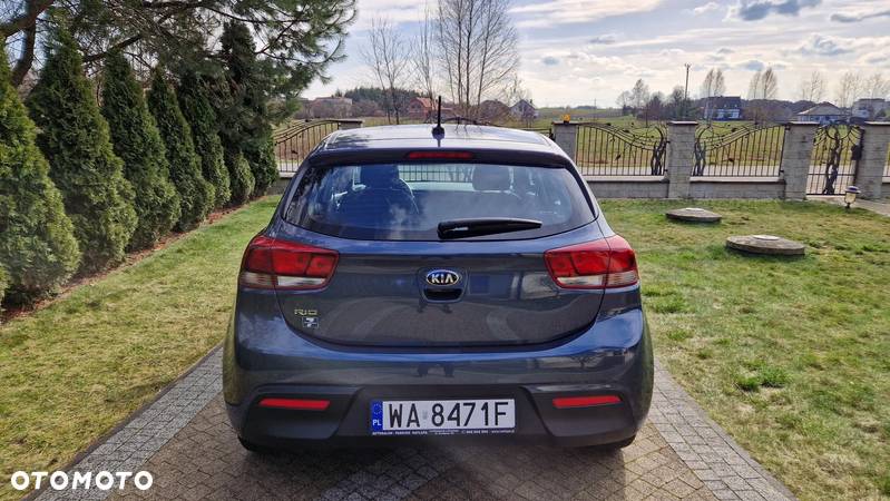 Kia Rio 1.2 M - 5