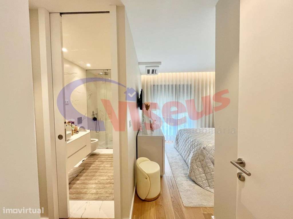 Apartamento T2 Oliveira do Douro-16