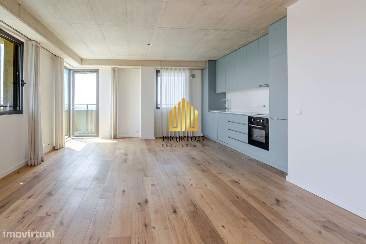 Apartamento T2, 3 Varandas Sul e Poente 13º Piso Vistas Deslumbrantes!-26