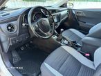 Toyota Auris 1.6 D-4D Touring Sports Comfort - 12