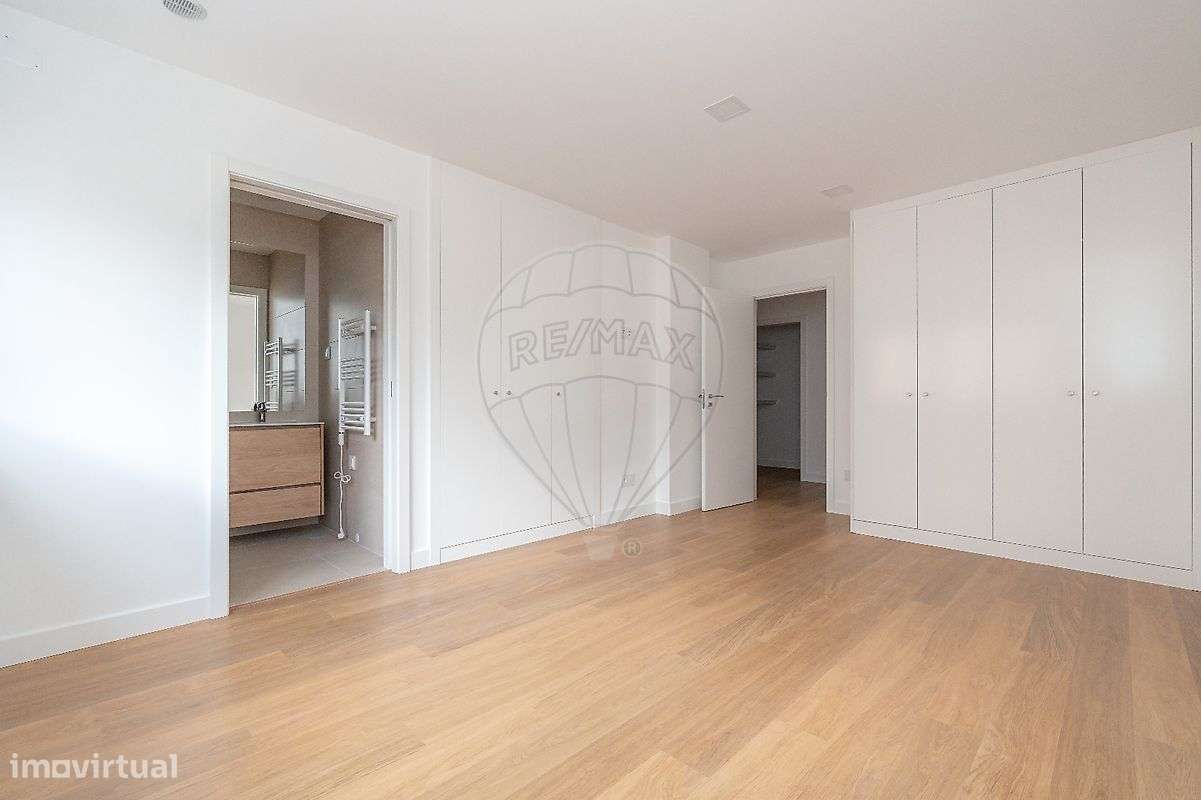 Apartamento T4 para venda - Grande imagem: 2/11