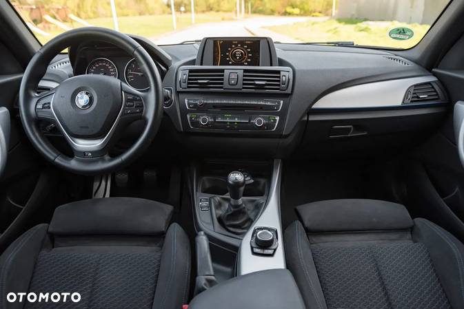 BMW Seria 1 - 21