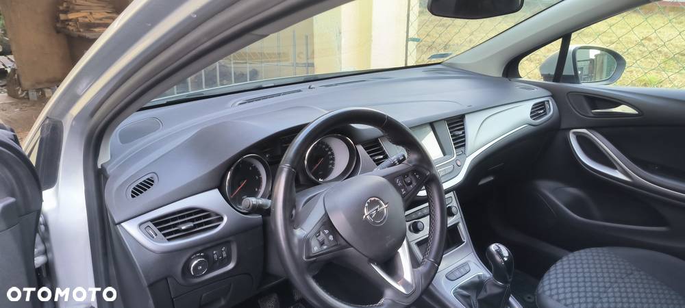 Opel Astra V 1.6 CDTI Enjoy - 11