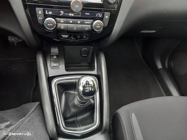 Nissan Qashqai 1.5 dCi N-Connecta Business - 19