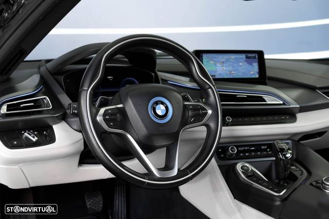 BMW i8 Standard - 11