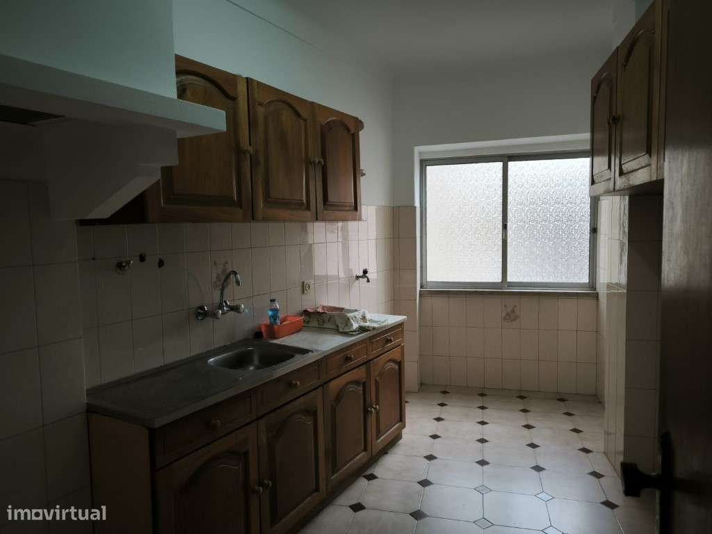 Oportunidade Única - T2 na Mina de Água - Grande imagem: 4/19