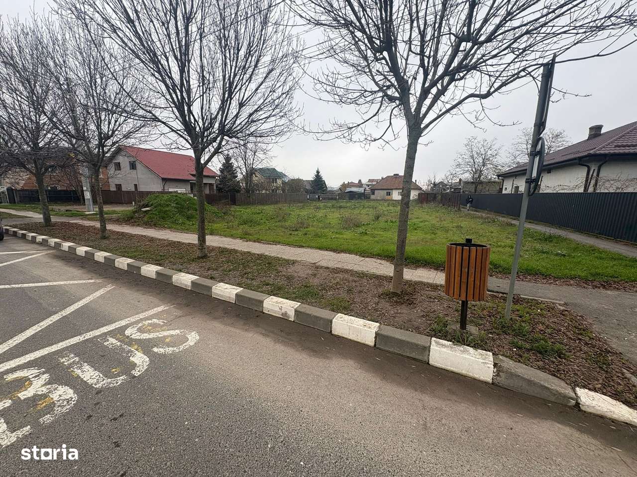 Teren 1.350 mp cu deschidere la DN3 | Vizibilitate maximă - Imagine principală: 4/6