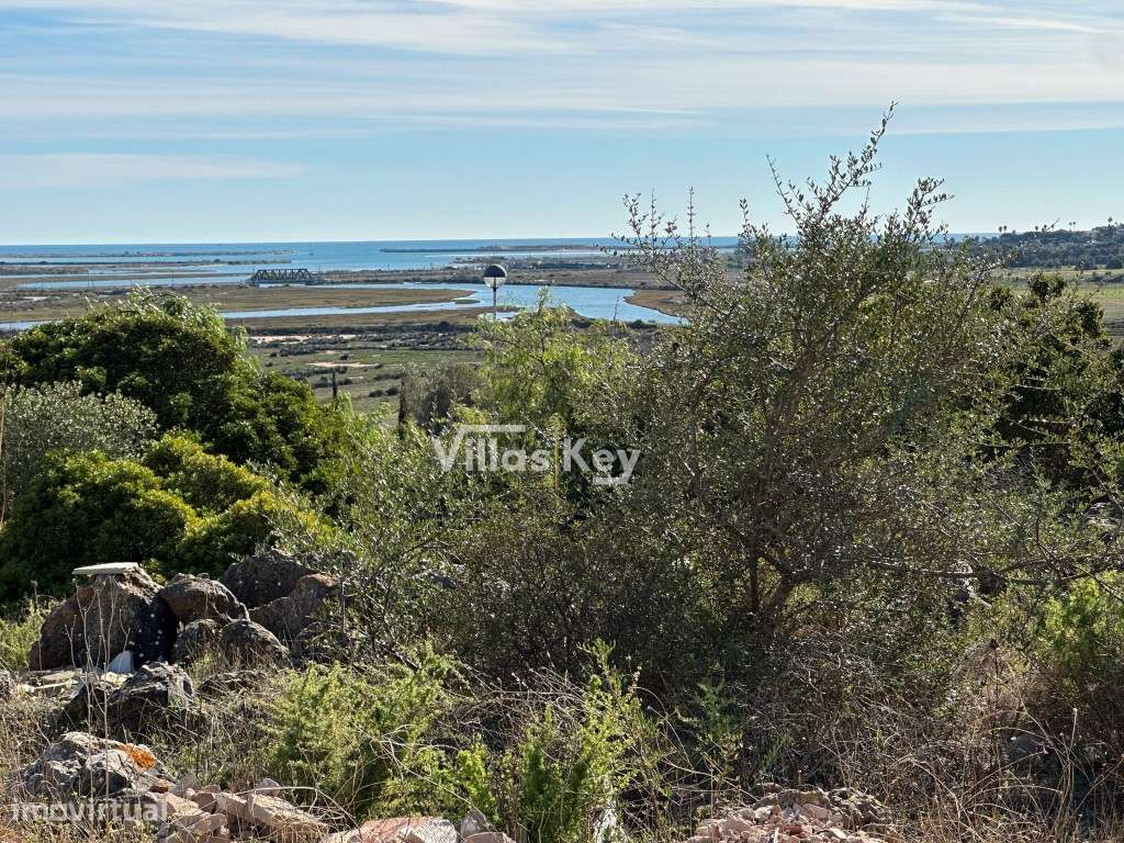 Apartamento d T3 no Centro da Vila em Mexilhoeira Grande/ Portimão/...-13