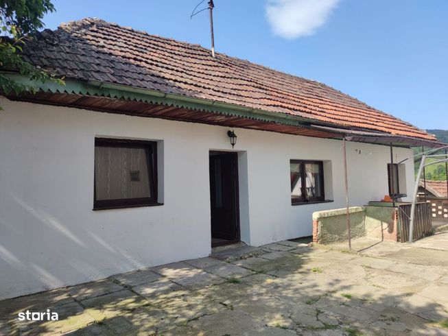 CASA/ VILA,  91 mp utili, 170 mp teren, Zona Schei.-0