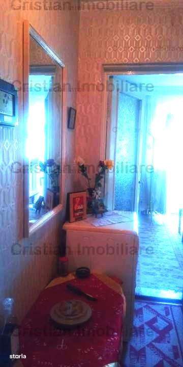 IEFTIN BARIERA  3 cam  70mp Confort1 Decomandat balcon 7m - Imagine principală: 5/6