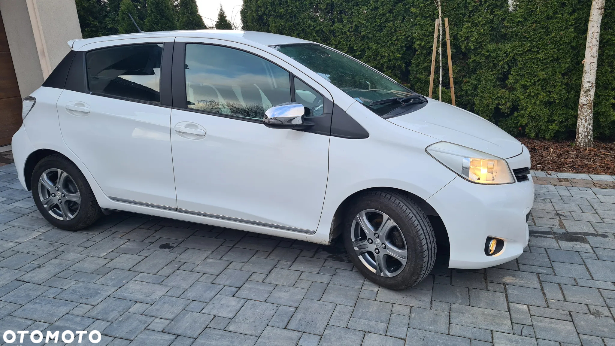 Toyota Yaris 1.5 Dynamic - 2