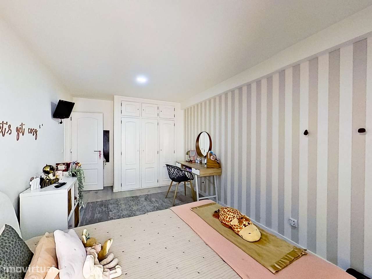 EXCELENTE T-2 RENOVADO, COZINHA EQUIPADA, 3 VARANDAS - RESERVADO --15