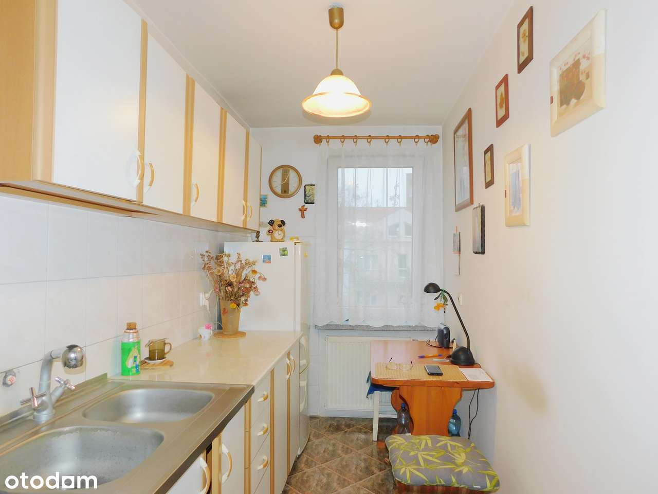 Dwupokojowe Mieszkanie / Pierwsze Piętro.-4