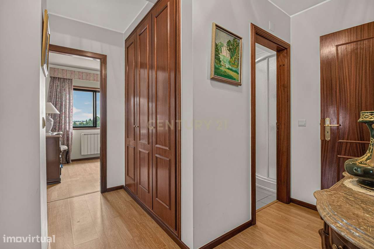 Fantástico APARTAMENTO T3 no #CENTRO de# BRAGANÇA!!!- AVENIDA SÁ CARNE-12