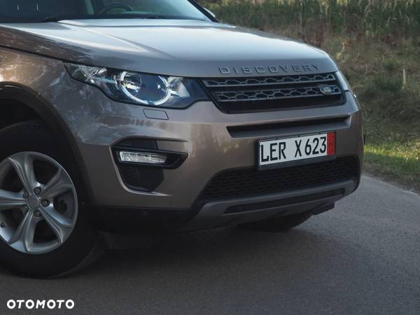 Land Rover Discovery Sport 2.0 D150 R-Dynamic HSE - 35