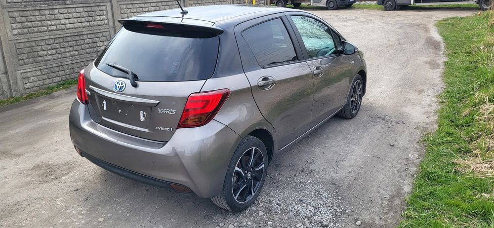 Toyota Yaris III 1.5 VVT-i Style Selection 2016