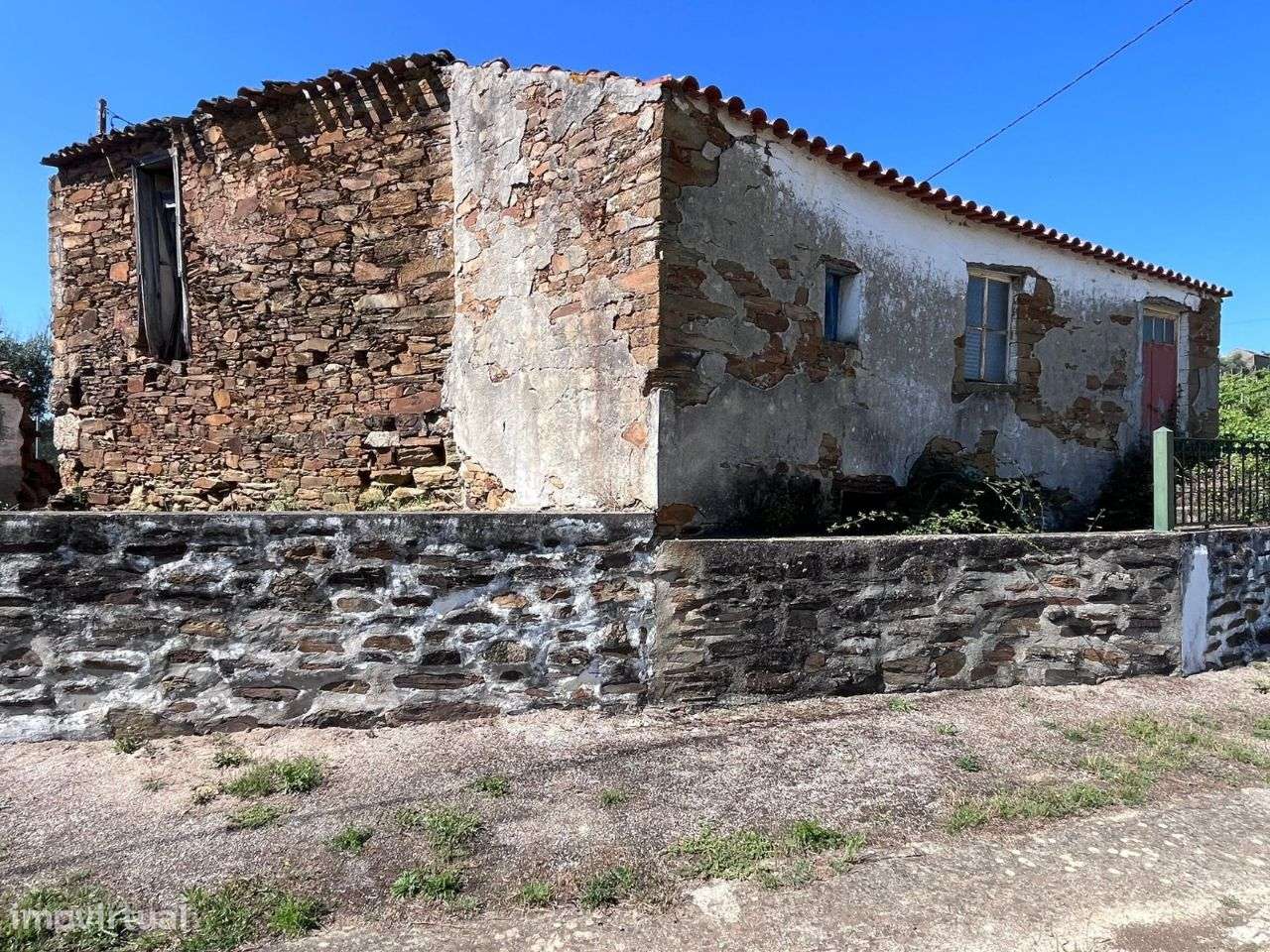 Moradia em ruína | Tábua, Espariz e Sinde-8