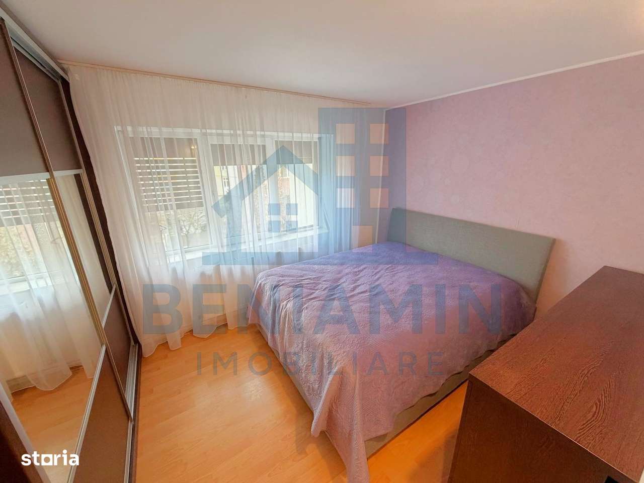 3 camere decomandat Mcdonalds 66mp etaj 2 centrala proprie-2