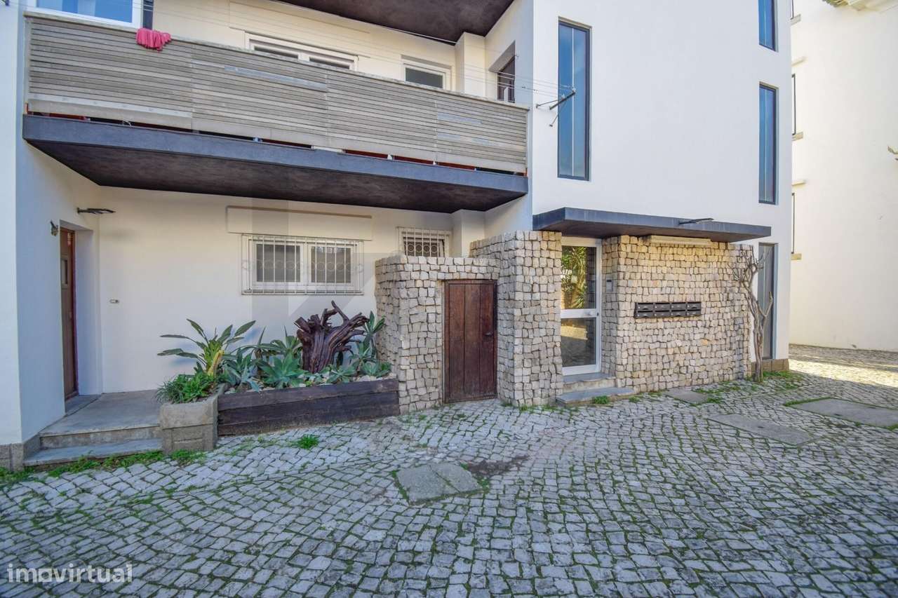 Apartamento T2 à venda em São João do Estoril-17