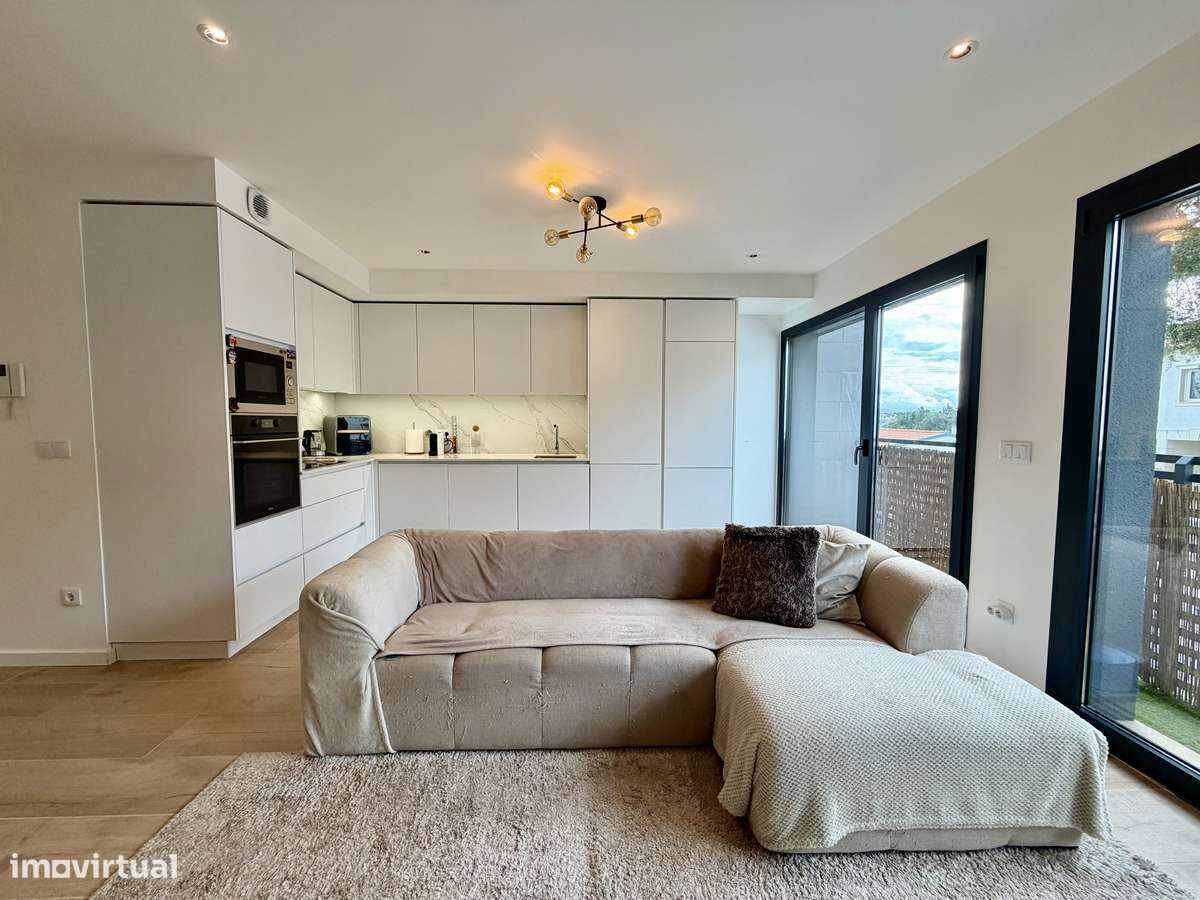 Apartamento T2 Andrinos (Leiria) - Grande imagem: 2/16